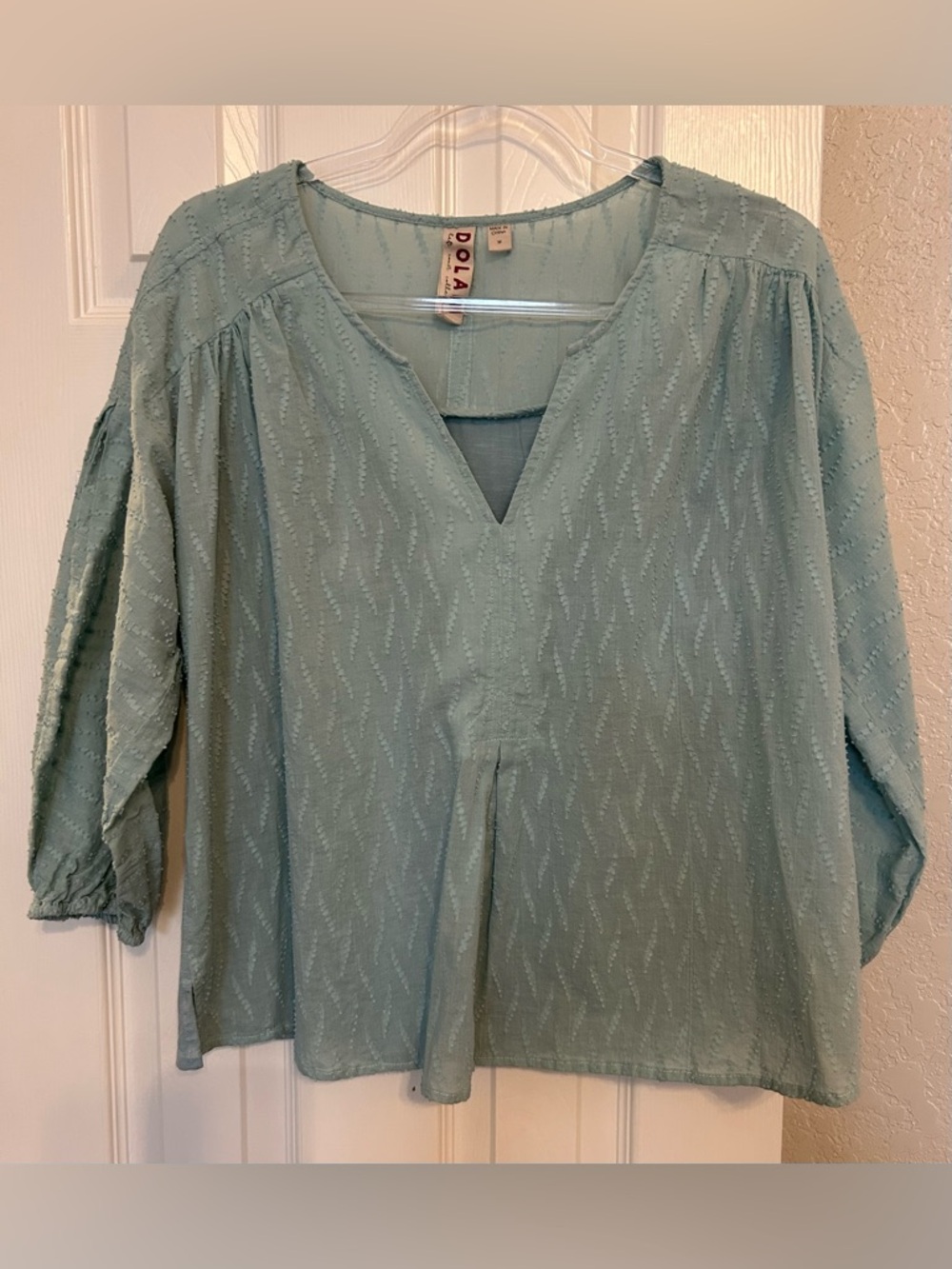 Dolan AquaTextured V-Neck Women's Blouse